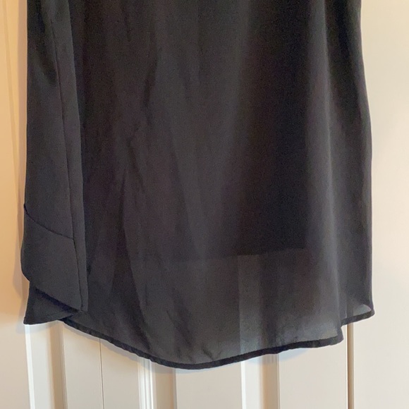 Sleeveless blouse - Picture 7 of 7